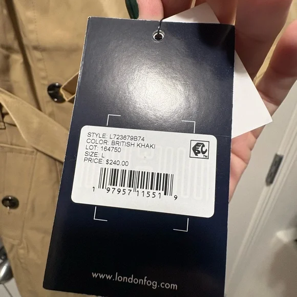 London Fog Classic Beige Trench Coat - Picture 6 of 6